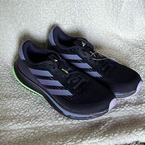 NWT Adidas supernova rise size 10.5